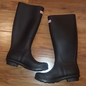 HUNTER black knee high rain boots